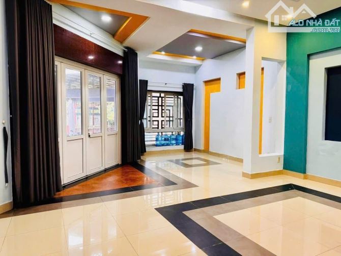 Cho thuê biệt thự 240m2 trung tâm Biên Hoà giá chỉ 15 triệu - 1
