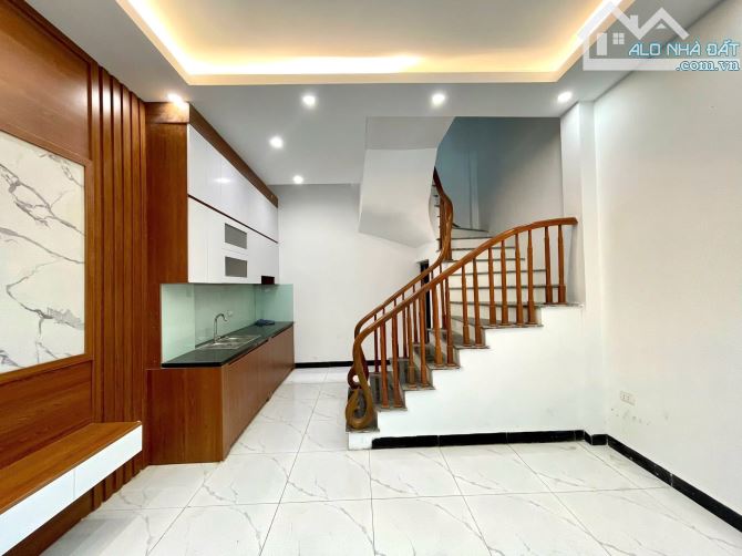 Phan Trọng Tuệ - Đại Thanh 30m x 5 tầng, mặt tiền 4.2m, giá 5.8 tỷ thương lượng - 1