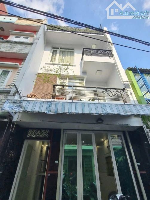 🔥HOT❗️NHÀ NỞ HẬU - 4 TẦNG - NGAY TÊN LỬA - KINH DOANH ĐỈNH💰CHỈ 5.6TỶ - 1