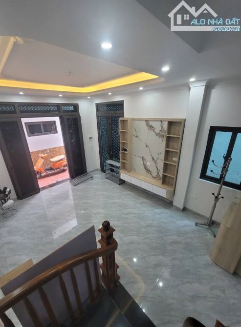 Bán Nhà 168 Phố Kim Giang, thông với đường Nguyễn Xiển, 51m2, 2 tầng, giá 8.6 tỉ. - 1