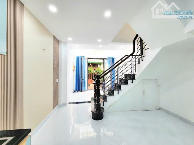 NHÀ BÁN GẤP - GIÁ HỜI - TÂN SƠN NHÌ TÂN PHÚ - 38M2 - 5 TẦNG - GIÁ CHỈ: 6.38 TỶ CÒN TL - 1