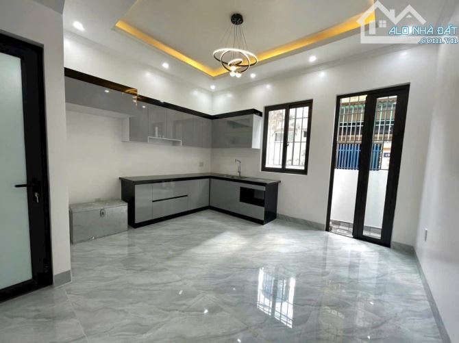 Nhà 3 tầng- Nguyễn Trung Thành, Hùng Vương, Hải Phòng. - 1