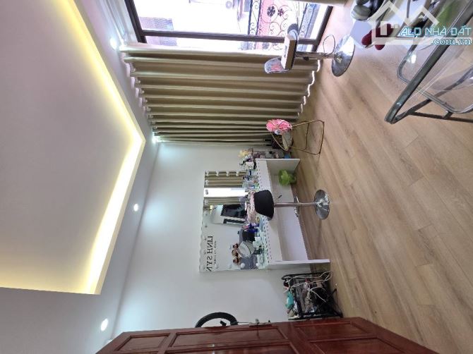 Ngô Quyền Hà Đông 40m2× 4 tầng- ô tô đỗ cửa- chỉ hơn 9 tỷ. - 1