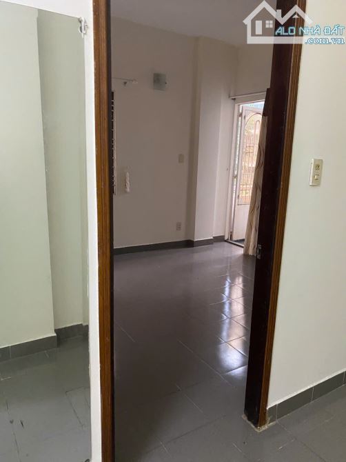 Bán  Căn  Hộ Chung Cư Đồng Diều Tầng 1 - 2pn  - 1wc - Phường 4 Q8- Gần Trung Tâm TM - 1