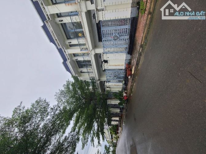 MẶT TIỀN 12M LỀ 2M ĐINH ĐỨC THIỆN KHU PHÂN LÔ NHÀ ĐẸP 4X15 GIÁ 1,75 TỶ - 1