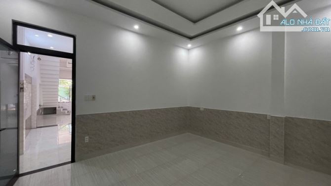 ✅ SIÊU HOT NHÀ 2 TẦNG MT THANH TỊNH, ĐƯỜNG 10.5m lề 5m - 1