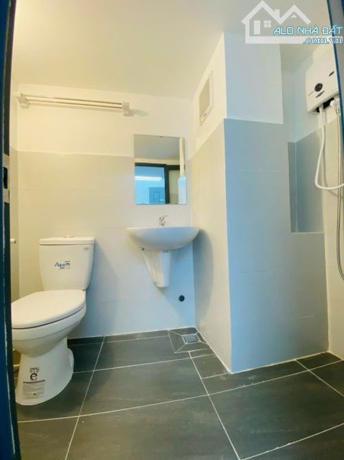 Bán CĂN HỘ DỊCH VỤ đường Lê Thị Chợ, P Phú Thuận, Quận 7. DT 7x20m, hàm 5 tàng, Giá: 26 tỷ - 1