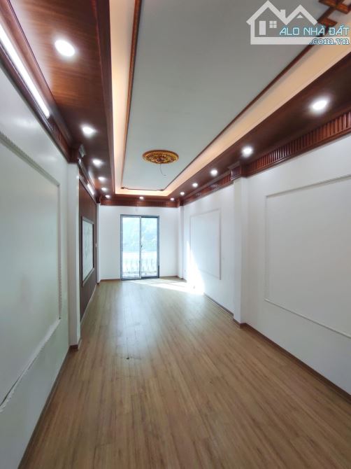 BÁN NHÀ MẶT PHỐ KIM GIANG 55M X 6 TẦNG THANG MÁY VỈA HÈ RỘNG KINH DOANH 2 MẶT THOÁNG - 1