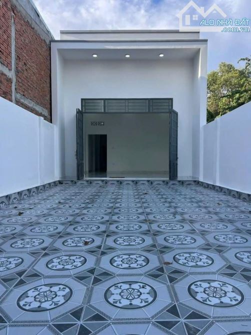 Ngộp bank bán gấp căn nhà ở Suối Lội- Tân Thông Hội- Củ Chi. DT 150m2, Giá 890 triệu - 1