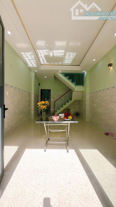 NHÀ MỚI XÂY  ĐÚC 4 TẤM DT 4 X24  CÓ 6 TỶ VIP Q4 - 1