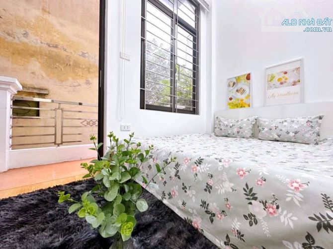 BÁN GẤP NHÀ PHỐ BẠCH ĐẰNG -QUẬN HOÀN KIẾM -TẶNG NỘI THẤT -38.5 m2-5 TẦNG--GIÁ CHÀO 6tỷ5 - 1