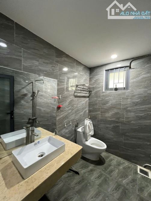 🔥 NHÀ 5 TẦNG THANH HUY – SÁT TRẦN CAO VÂN – DÒNG TIỀN 25TR/THÁNG – GIÁ CHỈ NHỈNH 6 TỶ! - 1