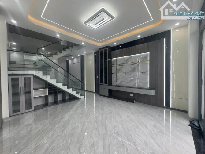 CHỈ 2TỶ3 SỞ HỮU NGAY CĂN LẦU SỔ RIÊNG GẦN SÂN BAY BIÊN HÒA - 1