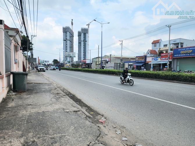 Bán đất 20m QL13 ngang 6m SHR Vĩnh Phú sát bên Sài Gòn, 36 triệu/m2 TL - 1