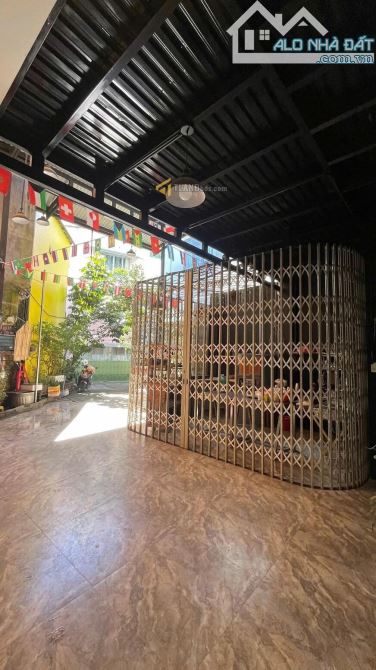 NHÀ BÁN SRXD ĐƯỜNG Ô TÔ CHỈ HƠN 5 TỶ - HOÀNG DIỆU, P5, ĐÀ LẠT - 1