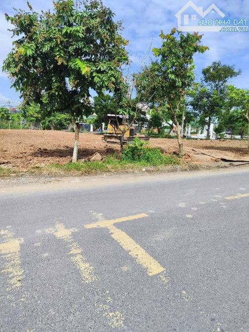 Nhà có 95m2 đất thổ cư ở Tân Thông Hội với giá 1 tỷ 2 – Cách Ql22 300m - 1
