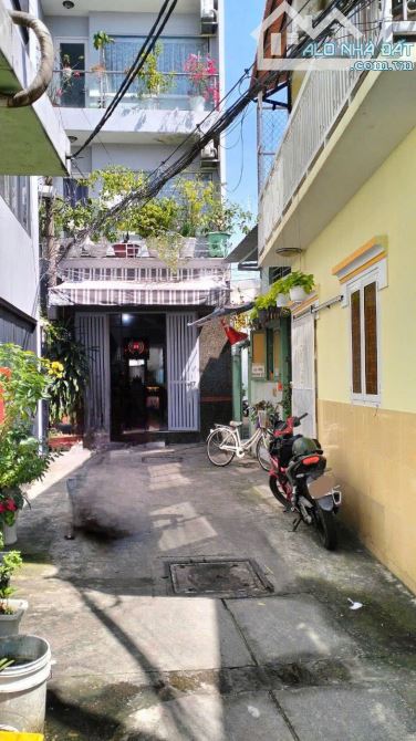 Nhà Quận 4 _ DT 111m² _ 6x14m nở hậu 9m _ TN 68 triệu/ tháng _ 7,85 tỷ - 1