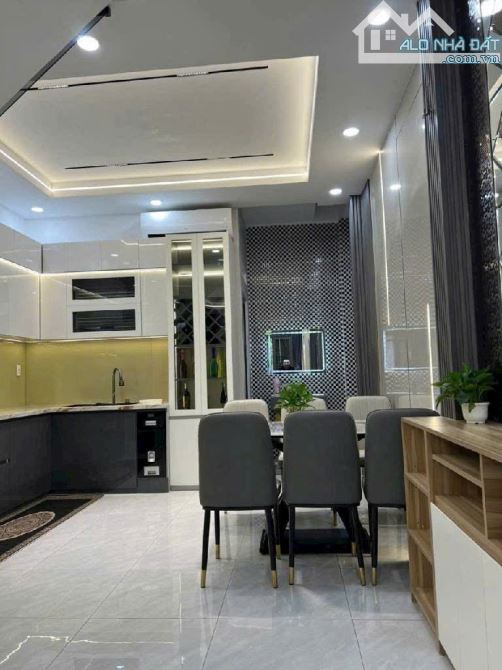 CẦN Bán Nhà ĐẸP PHAN HUY ÍCH GV, giá chỉ 4TY350 TL, Sổ Riêng, hẻm rộng oto, GẦN SÂN BAY - 1