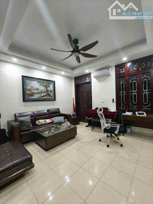 LIỀN KỀ VĂN QUÁN- 76M2, 4 TẦNG- MẶT PHỐ, 2 THOÁNG, WIU HỒ -  Ở, KINH DOANH CỰC ĐỈNH. - 1