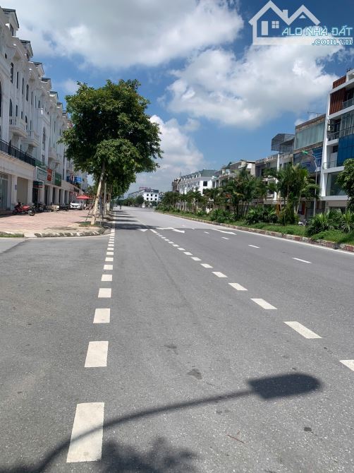 BÁN 2 LÔ BIỆT THỰ LIỀN KỀ KHU ĐÔ THỊ KỲ ĐỒNG 280m2 VÀ 222m2_MẶT TIỀN 1 LÔ 12.5m - 28tr/m2 - 1