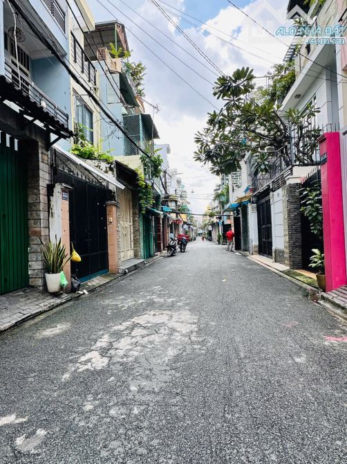 Siêu Hot! Nhà khu bàn cờ Lê Văn Sỹ [47.5m2] - 2 tầng. Chỉ 8.5 tỷ tl - 1