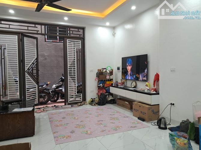 Nhà 4 tầng Kiến Hưng 36m , 6,3 tỷ cách ô tô tránh đỗ 150m . - 1
