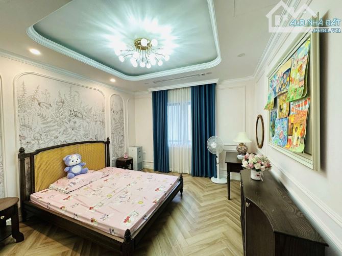 Siêu phẩm phố Huỳnh Thúc Kháng 84m2, 7T thang máy, mặt tiền 7m view vườn hoa giá 42 tỷ - 1