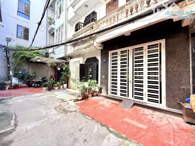 Hoàng Cầu - Đống Đa - 48m- ô tô - kinh doanh - 16,9 tỷ - 1