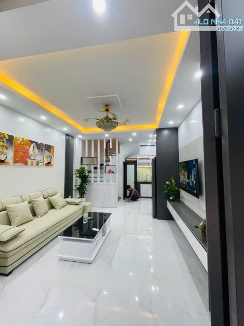 BÁN NHÀ XUÂN ĐỈNH TÂY HỒ - MẶT NGÕ THÔNG - Ô TÔ CÁCH  CHỈ 10M - KINH DOANH - FULL NỘI THẤT - 1