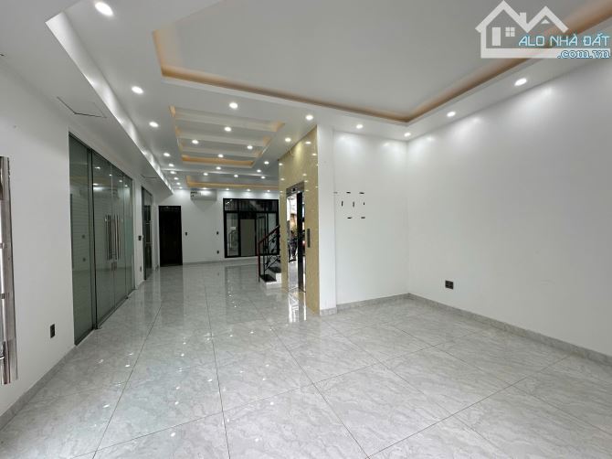 Bán căn góc hoàn thiên thang máy Hoàng Huy riverside - DT90m giá bán 15.5 tỷ - 1