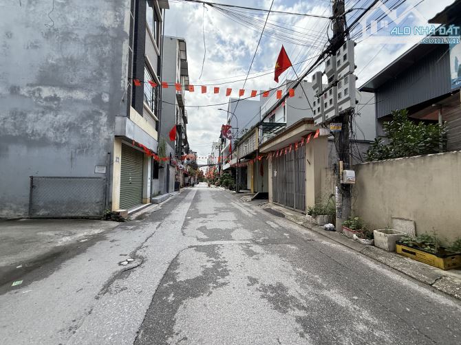 🏡 BAN NHÀ 3 TẦNG  60M RỘNG ĐẸP– NAM HỒNG, ĐÔNG ANH – Ô TÔ VÀO TẬN NHÀ 🚗 🔥 Gia đẹp ở hay - 1