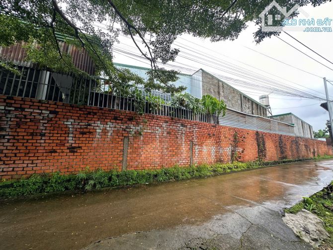 Bán gấp nhà C4 - góc 2MT Ynue - Eakao - Đaklak - 1