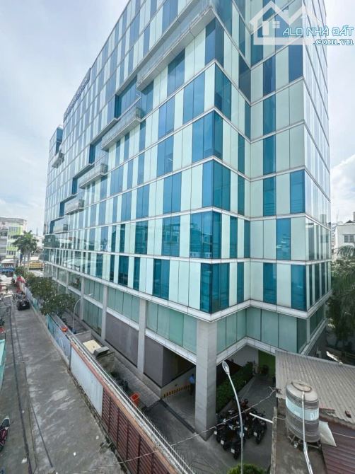 NHÀ CĂN GÓC 2 MẶT HẺM XE HƠI CÁCH MẠNG THÁNG TÁM 56M2, NGANG 4.8M, 4 TẦNG 4PN CHỈ 15.x TỶ - 1