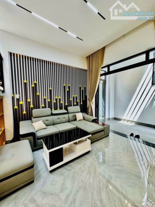 NHÀ FULL NỘI THẤT THỐNG NHẤT SÁT TRƯỜNG NGUYỄN DU• 2PN • - 1