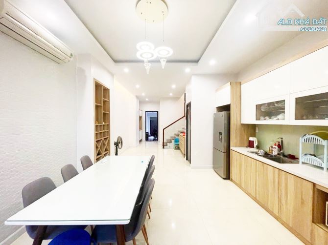 Nhà 3 tầng dân xây tuyến 2 Trung Lực - Đằng Lâm. DT 93m2. Hướng ĐTT - 1