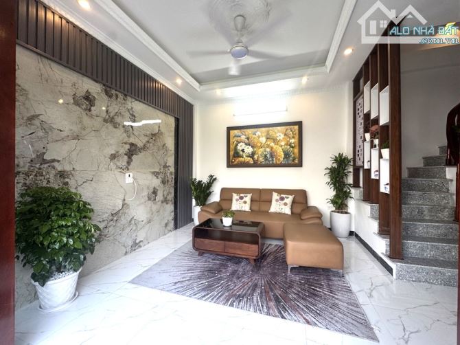BÁN NHÀ ĐƯỜNG PHÚC LỢI 35M2, 5 TẦNG MỚI ĐẸP, Ô TÔ ĐỖ CỔNG, 6 TỶ. - 1