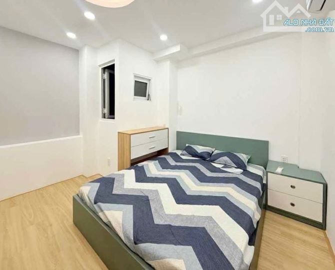 Chung cư mới QUẬN 10 - Hẻm Ô tô Cách Mạng Tháng Tám - 3.5 x 13 m Vuông vức - 2.799 tỷ - 1