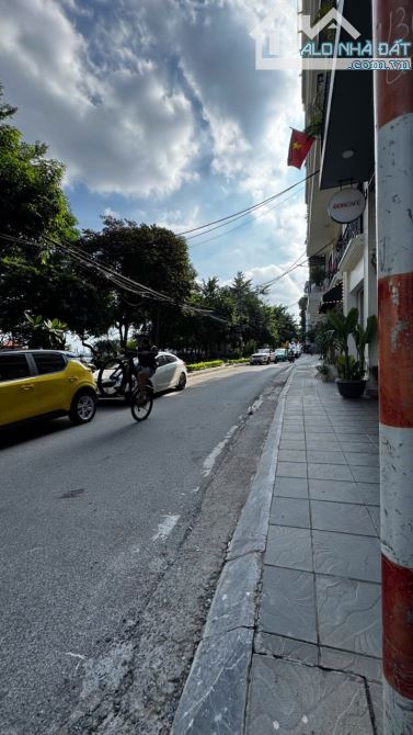 ĐẤT VÀNG HỒ TÂY - 380M2 - MẶT HỒ - CƠ HỘI XÂY KHÁCH SẠN - CĂN HỘ - GIỮ TIỀN - DÒNG TIỀN