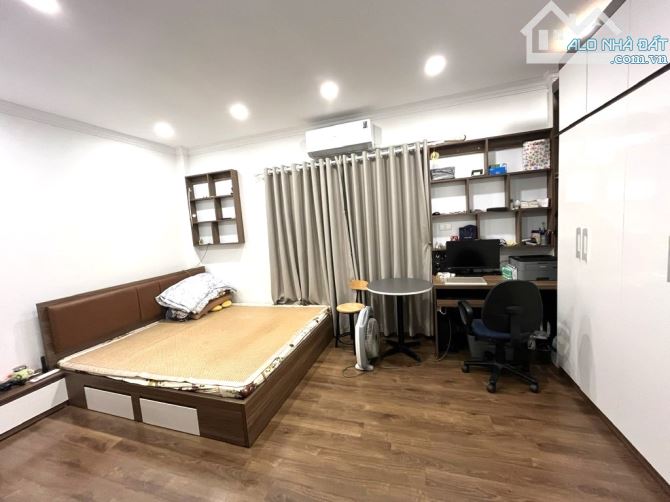 BÁN NHÀ ĐƯỜNG PHÚC LỢI 38M2, 6 TẦNG  Ô TÔ ĐỖ CỬA, 8.6 TỶ. - 1