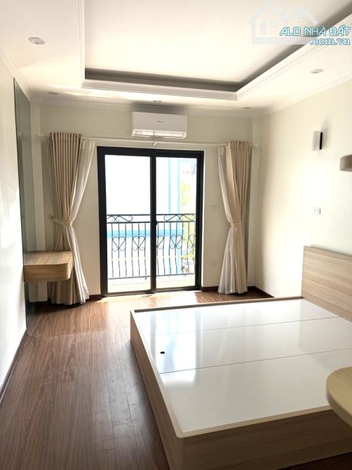 BÁN NHÀ VIỆT HƯNG 35M2, 5 TẦNG Ở NGAY, GẦN Ô TÔ, 6.2 TỶ - 1