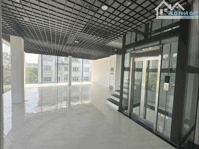 Toà nhà 6 tầng - Thang máy. Dương Nội, Hà Đông. - 1