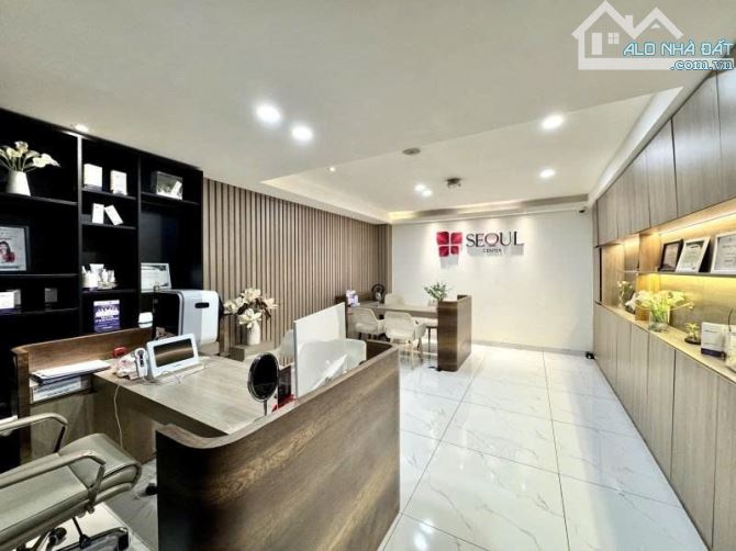 Bán nhà mặt  ngay Tiền Phan Đăng Lưu p2 Bình Thạnh .DT  4,5 X20  5 TẦNG GIÁ 30TY5  HDT 90 - 1