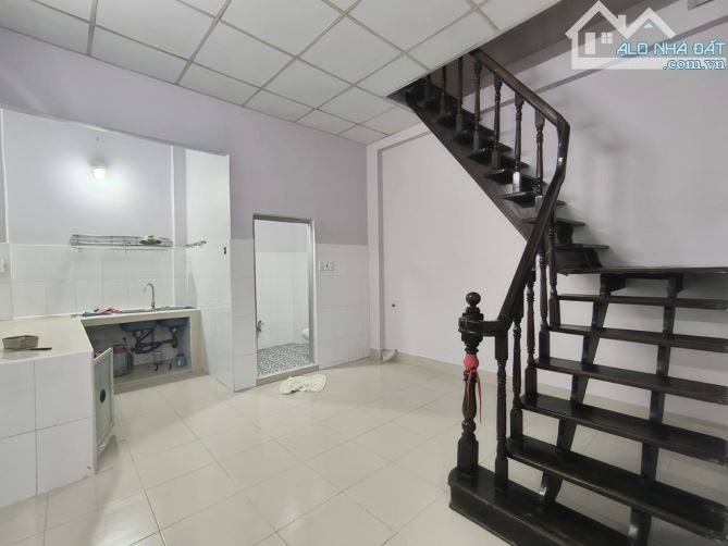 Nhà gần thống nhất p16 gò vấp 4x16 ,3pn hẻm 3m sát mặt tiền chỉ hơn 5 tỷ - 1
