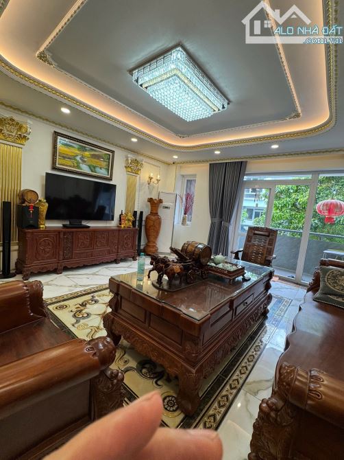 01 căn duy nhất tại Văn Hoa Villas gần Vincom- hoàn thiện cao cấp tặng toàn bộ nội thất - 1