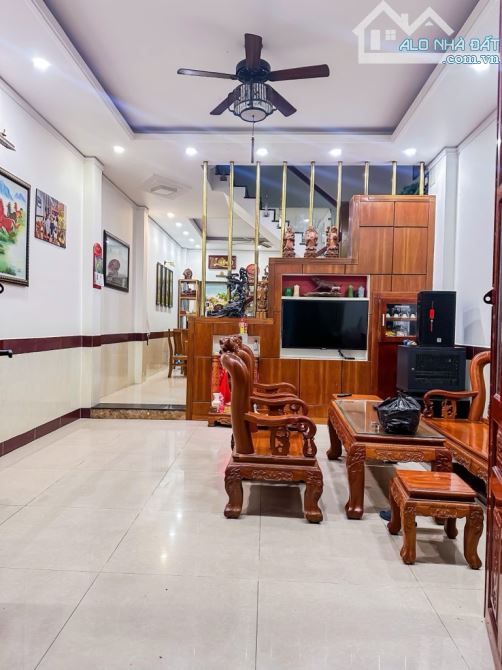 KHÔNG CÓ CĂN THỨ 2-NHÀ ĐẸP- GIÁ RẺ-HXH HUỲNH VĂN NGHỆ- TÂN BÌNH- DT 75M2- NGANG 5 - 1