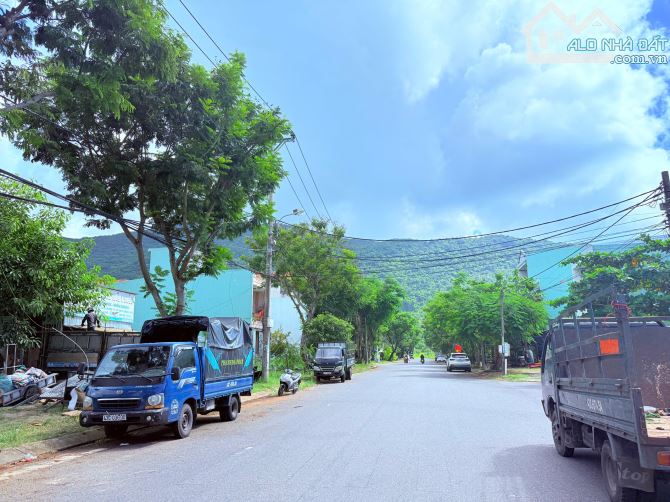 Bán cặp đất đẹp mặt tiền đường Nguyễn Đăng Giai, Ngũ Hành Sơn. - 1