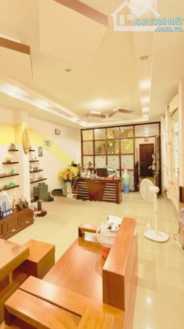 🏠 BÁN GẤP NHÀ Q.GÒ VẤP - 4 TẦNG, 5PN, HẺM XE HƠI 6M - CHỈ 7.X TỶ. - 1