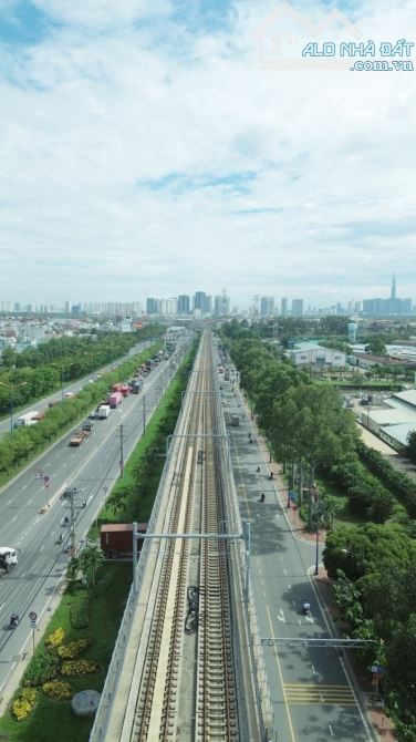 SÁT GA METRO BÌNH THÁI – ĐẤT ĐẸP TRƯỜNG THỌ – 120M² FULL THỔ CƯ – NGANG 7M VUÔNG A4 – GIÁ - 1