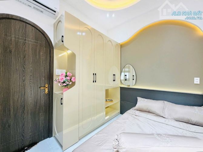 2 tầng mới full nội thất 2 mặt hẻm xe hơi trước sau 4,5 tỷ Phan Huy Ích Phường 14 Gò Vấp - 1