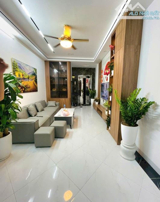Xuân Thuỷ - 6 Tầng nhà đẹp -Đối Diện Đại Học Quốc Gia -Trung Tâm Cầu Giấy - 1